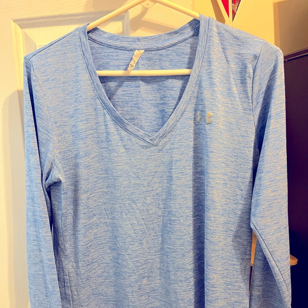 Ladies Under Armour Shirt